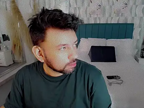 Max Rivers online show from 3, 10, 2025