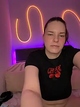 Mila-Jasmin online show from 13, 2, 2026