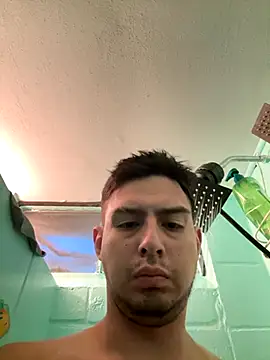 Snapshot of juanjR11 chatting on 9, 10, 2025 juanjR11 online show from 9, 10, 2025