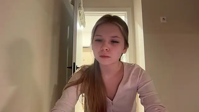 Snapshot of CandysRose chatting on 14, 5, 2026 CandysRose online show from 14, 5, 2026