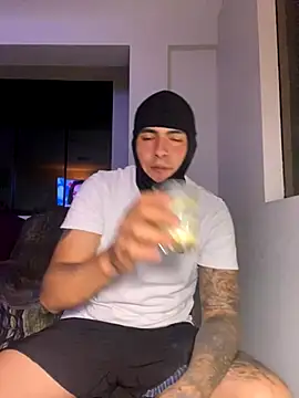 Snapshot of roa_alee chatting on 12, 11, 2025 roa alee online show from 12, 11, 2025