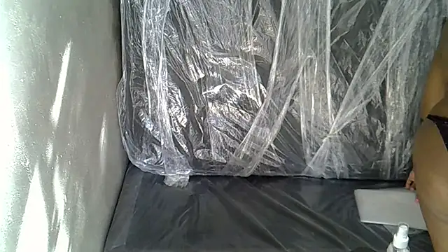 Bellabootie online show from 7, 2, 2026