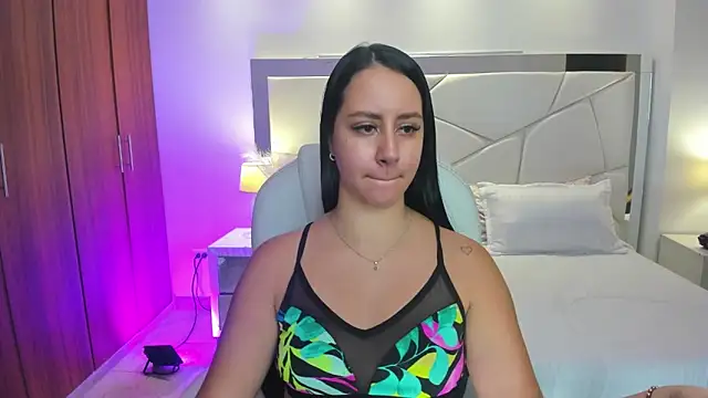 Natasha Kiim  online show from 2, 4, 2026