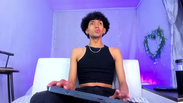 josesweet  online show from 2, 11, 2025