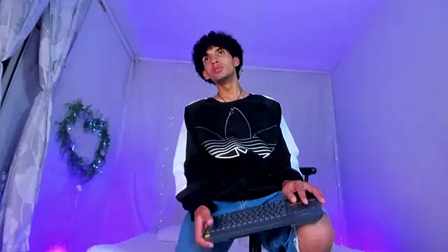 josesweet  online show from 11, 11, 2025