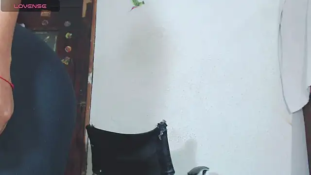 x miila x online show from 30, 10, 2025