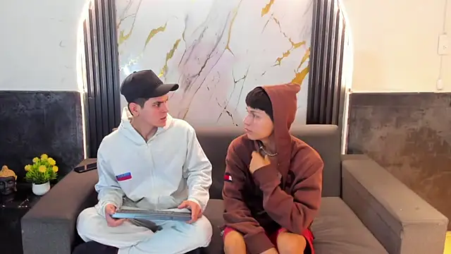 liam coleman25 online show from 23, 2, 2026