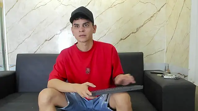 liam coleman25 online show from 23, 12, 2025