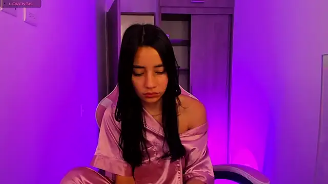 ISABELFORYOU1 online show from 24, 11, 2025