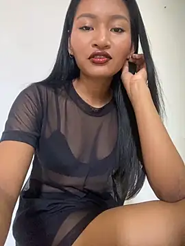 Snapshot of fenixzara chatting on 29, 9, 2025 fenixzara online show from 29, 9, 2025