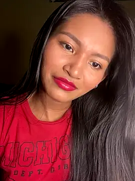 Snapshot of fenixzara chatting on 27, 9, 2025 fenixzara online show from 27, 9, 2025