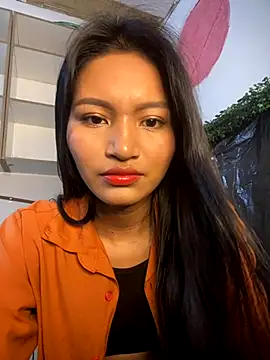 Snapshot of fenixzara chatting on 8, 10, 2025 fenixzara online show from 8, 10, 2025
