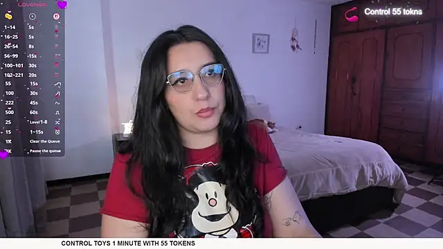 Snapshot of tellmemaddie chatting on 13, 5, 2026 tellmemaddie online show from 13, 5, 2026