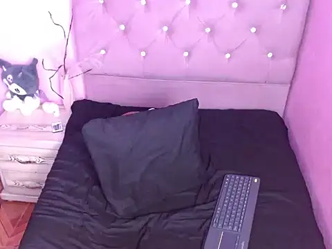 Snapshot of sabrinapaulson1111 chatting on 17, 6, 2026 sabrinapaulson1111 online show from 17, 6, 2026