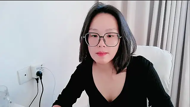 Snapshot of guai00 chatting on 28, 11, 2025 guai00 online show from 28, 11, 2025