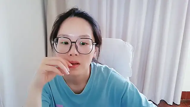 Snapshot of guai00 chatting on 12, 6, 2026 guai00 online show from 12, 6, 2026