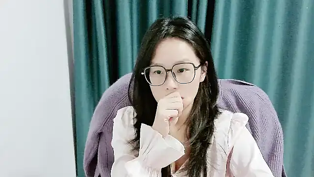 Snapshot of guai00 chatting on 2, 11, 2025 guai00 online show from 2, 11, 2025