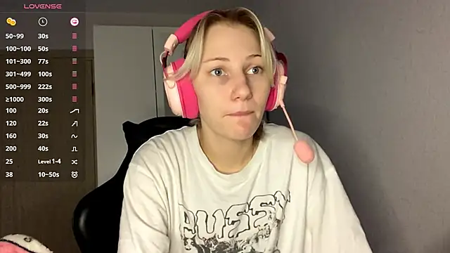 Snapshot of KandaceMassanelli chatting on 20, 10, 2025 KandaceMassanelli online show from 20, 10, 2025