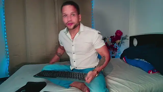 LucasGaeel online show from 8, 1, 2026