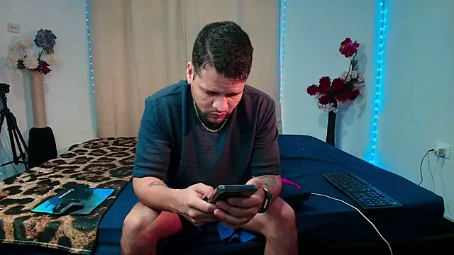 LucasGaeel online show from 14, 4, 2026