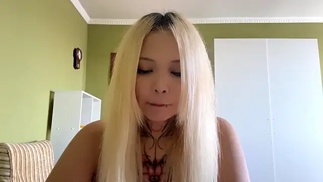 MaritaPescador online show from 27, 9, 2025