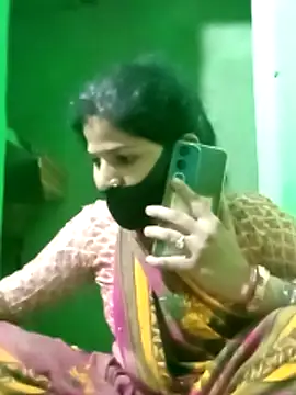 Snapshot of Cuty_nensi chatting on 29, 10, 2025 Cuty nensi online show from 29, 10, 2025