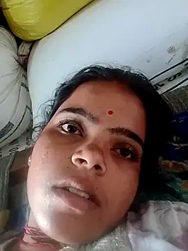 Snapshot of Cuty_nensi chatting on 6, 10, 2025 Cuty nensi online show from 6, 10, 2025