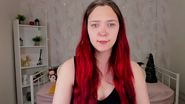 Monica  Queen online show from 20, 12, 2025