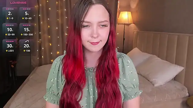 Monica  Queen online show from 13, 10, 2025