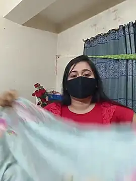 Love Queen11 online show from 22, 4, 2026