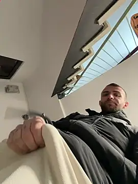 sexyman1936 online show from 23, 2, 2026