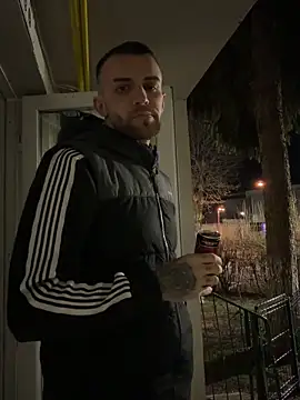 sexyman1936 online show from 25, 2, 2026