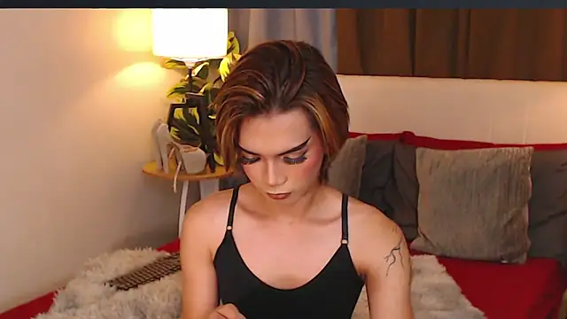 Snapshot of AmarraSins chatting on 22, 10, 2025 AmarraSins online show from 22, 10, 2025