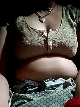 Snapshot of Hot_rieal6 chatting on 13, 4, 2026 Hot rieal6 online show from 13, 4, 2026