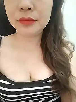 Girl Shy2000 online show from 29, 4, 2026