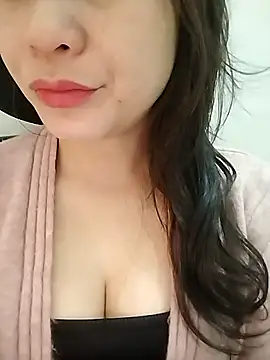 Girl Shy2000 online show from 9, 1, 2026