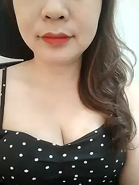 Girl Shy2000 online show from 24, 4, 2026