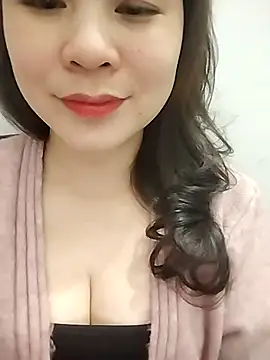 Girl Shy2000 online show from 1, 2, 2026