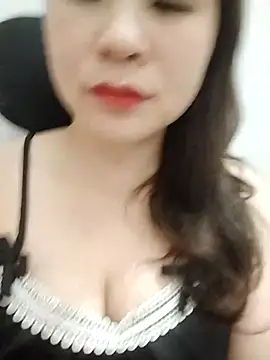 Girl Shy2000 online show from 16, 3, 2026