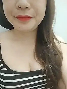 Girl Shy2000 online show from 31, 5, 2026