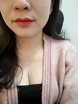 Girl Shy2000 online show from 8, 1, 2026