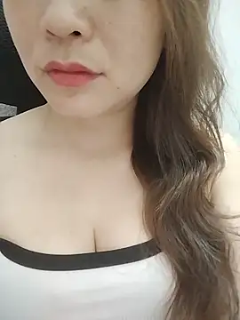 Girl Shy2000 online show from 22, 5, 2026