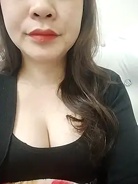 Girl Shy2000 online show from 16, 3, 2026