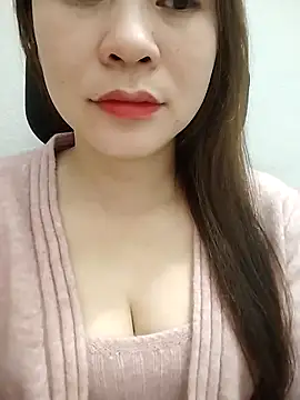 Girl Shy2000 online show from 21, 12, 2025