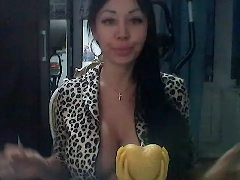 Snapshot of Rosiveth chatting on 26, 10, 2025 Rosiveth online show from 26, 10, 2025