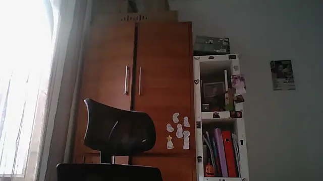 Lorivell online show from 30, 10, 2025