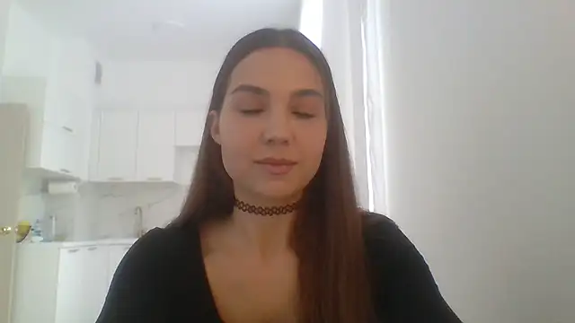 Snapshot of Arivessa chatting on 25, 10, 2025 Arivessa online show from 25, 10, 2025