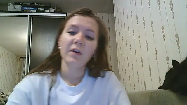 Snapshot of Kalivess chatting on 26, 10, 2025 Kalivess online show from 26, 10, 2025