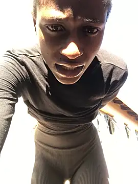 Caramel102004 online show from 14, 6, 2026