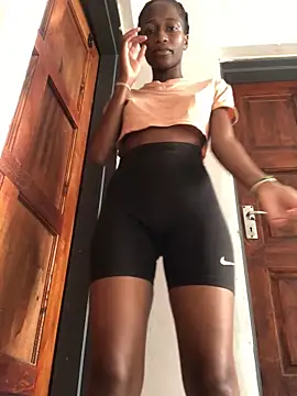 Caramel102004 online show from 3, 4, 2026